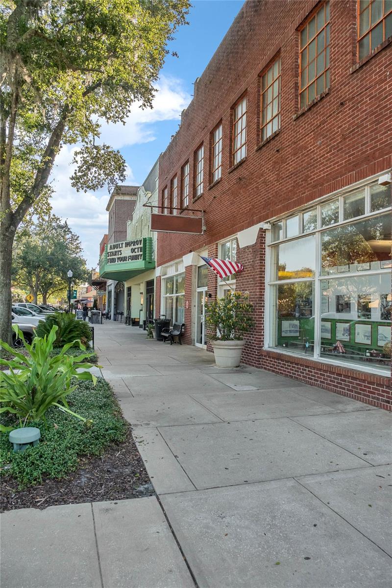 SHOWALTER PARK - Residential