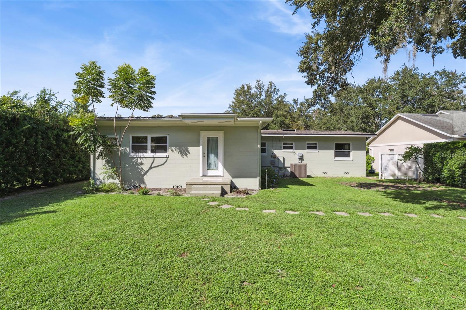 SHOWALTER PARK - Residential