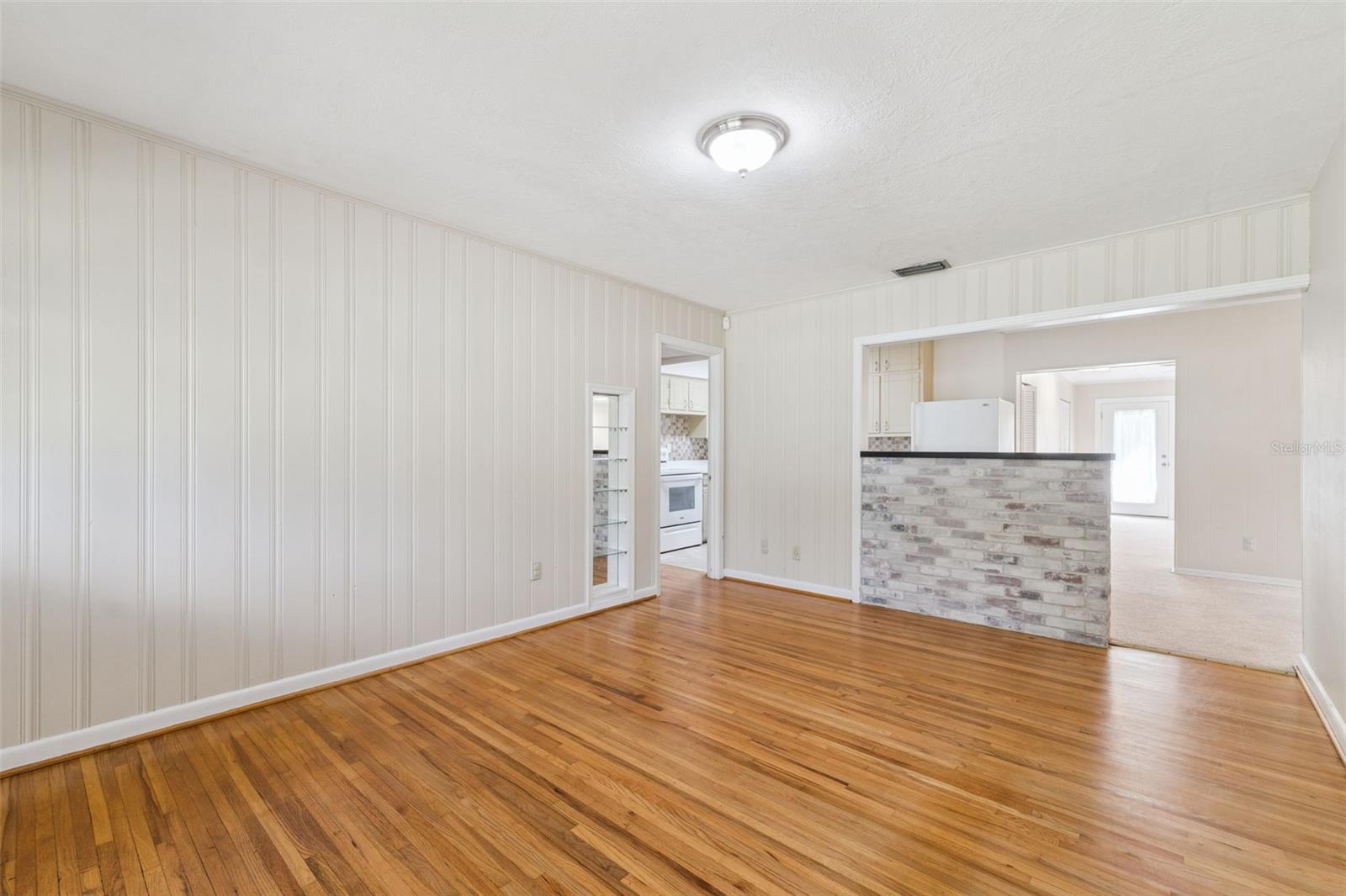 SHOWALTER PARK - Residential
