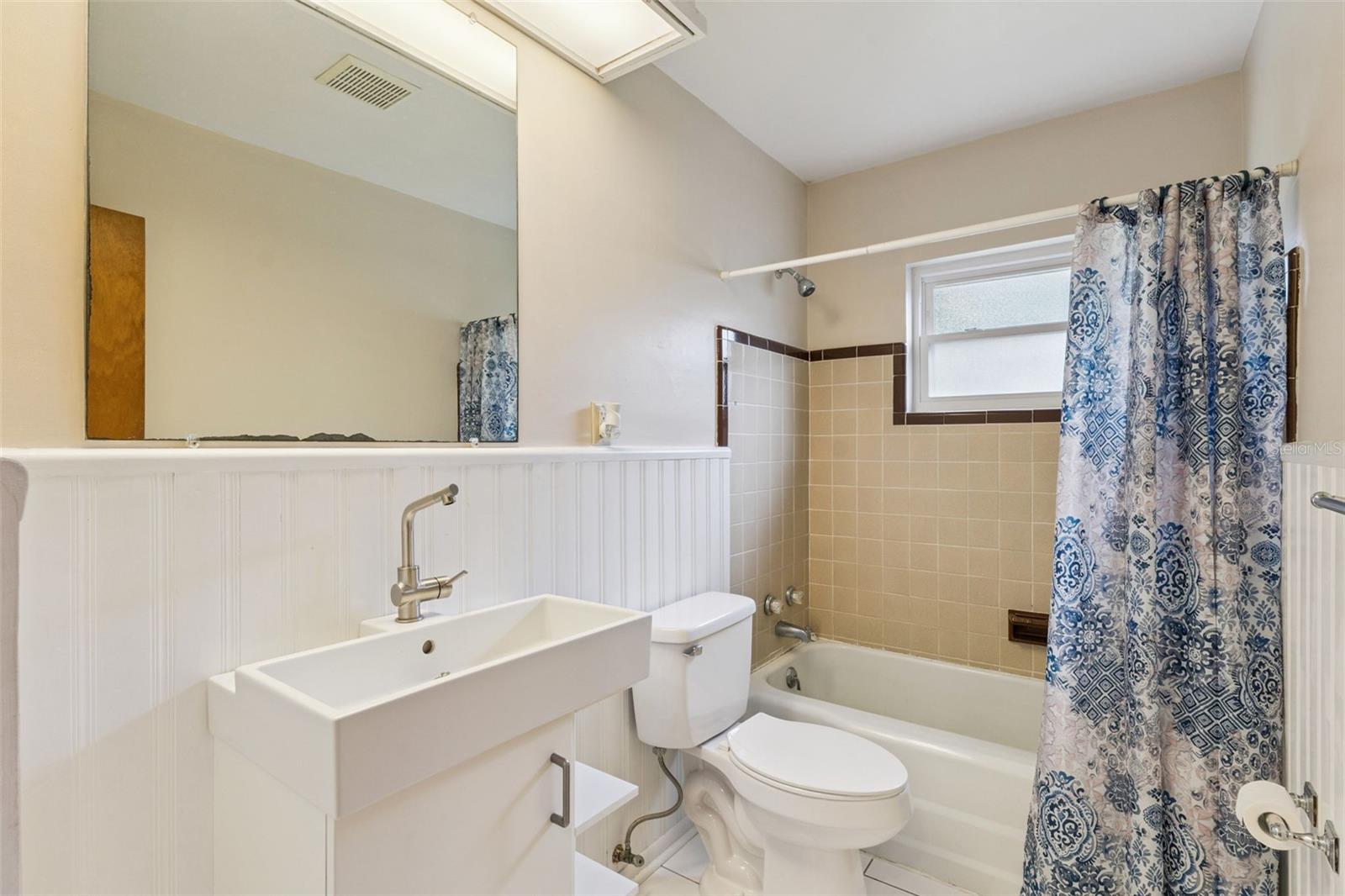 SHOWALTER PARK - Residential