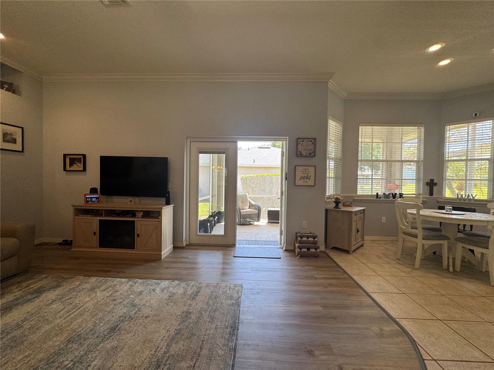 HARTRIDGE HILLS - Residential