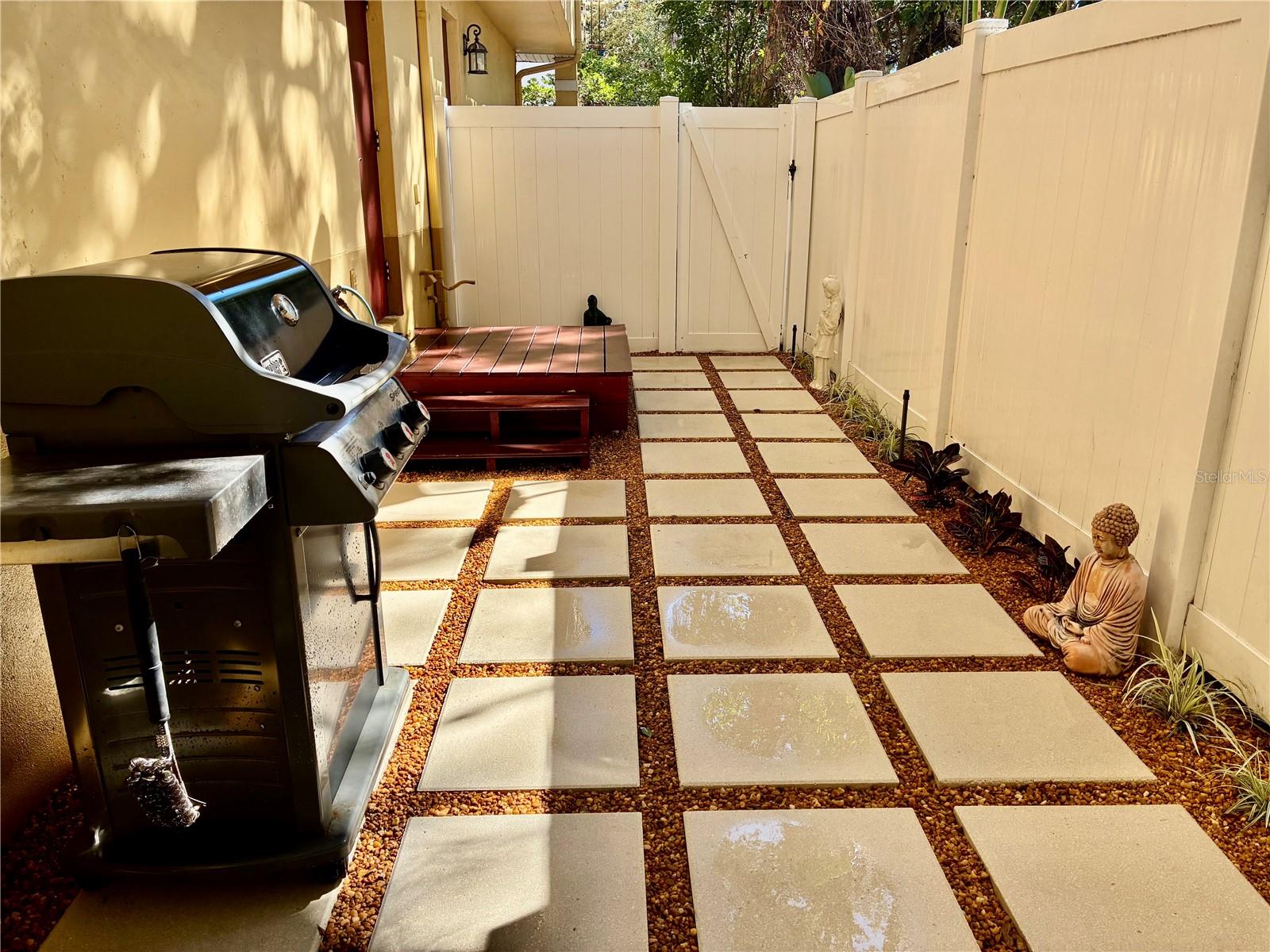 LAS PALMAS AT BALLAST POINT TO - Residential