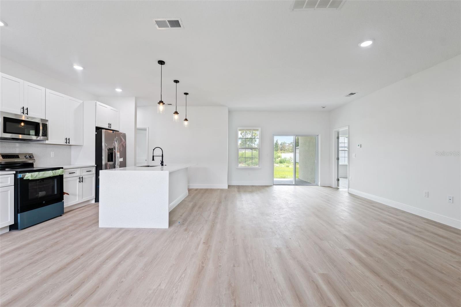 MARION OAKS UN NINE - Residential