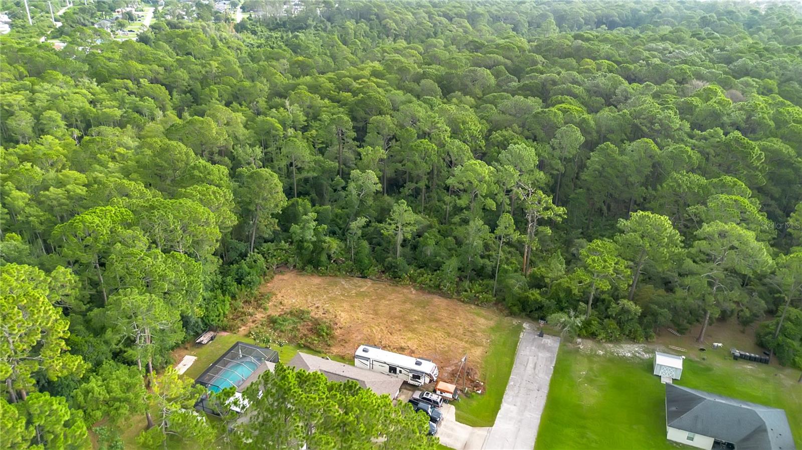 3198 SNOW DRIVE