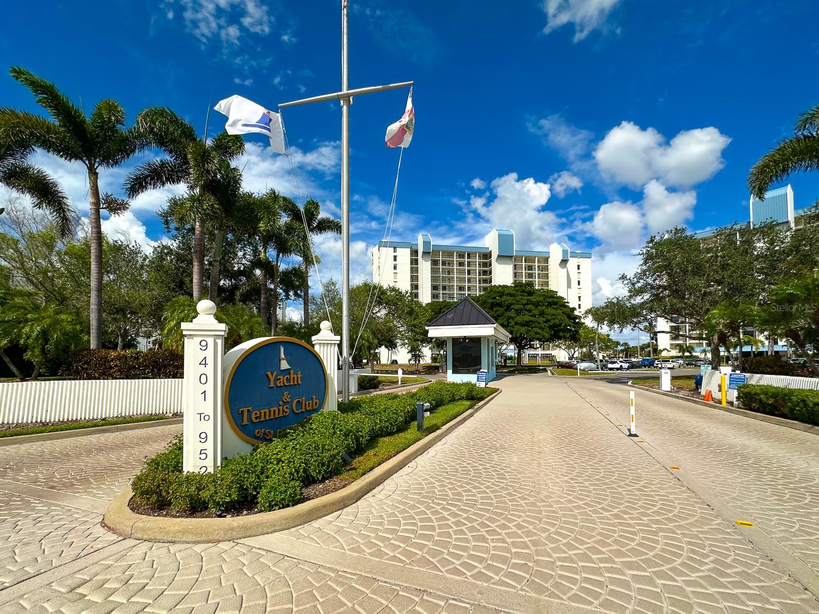 WEATHERLY THE CONDO - Residential