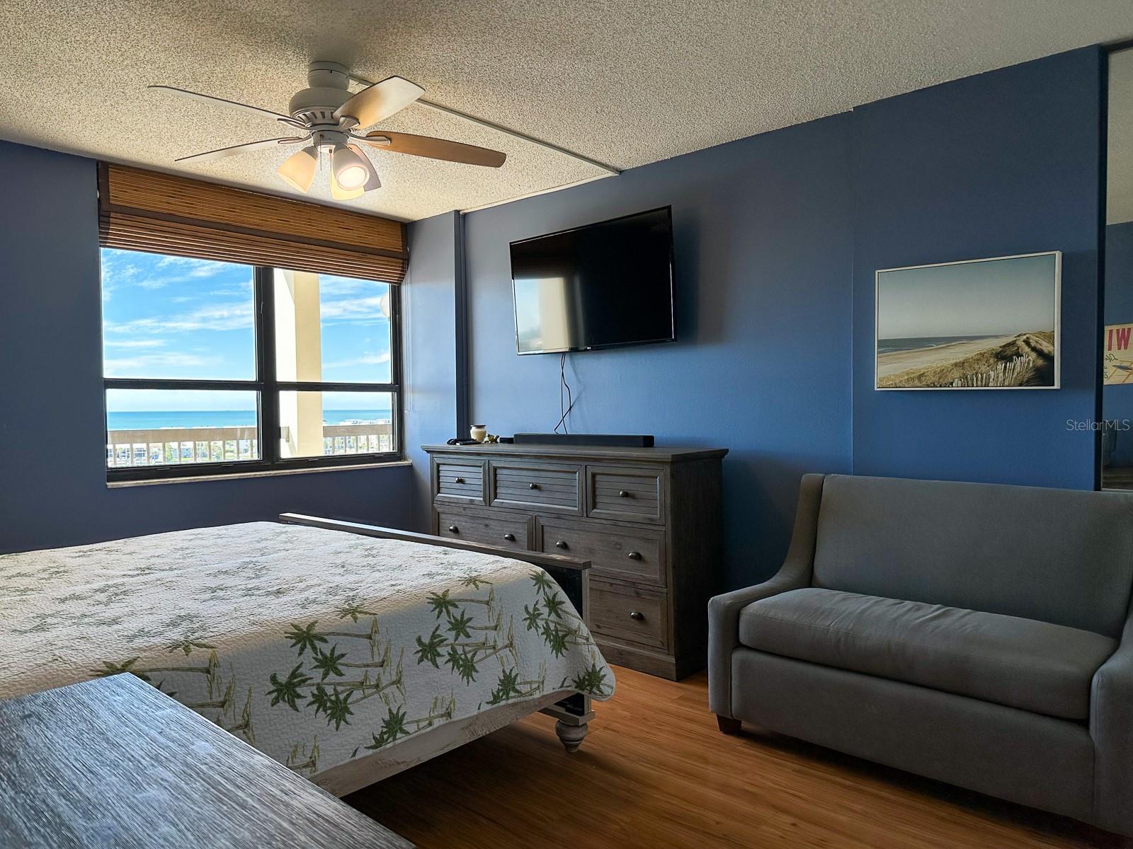 WEATHERLY THE CONDO - Residential