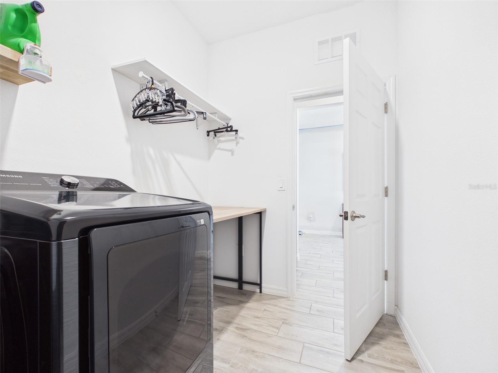 CALESA TOWNSHIP ROAN HILLS PH 1 - Residential