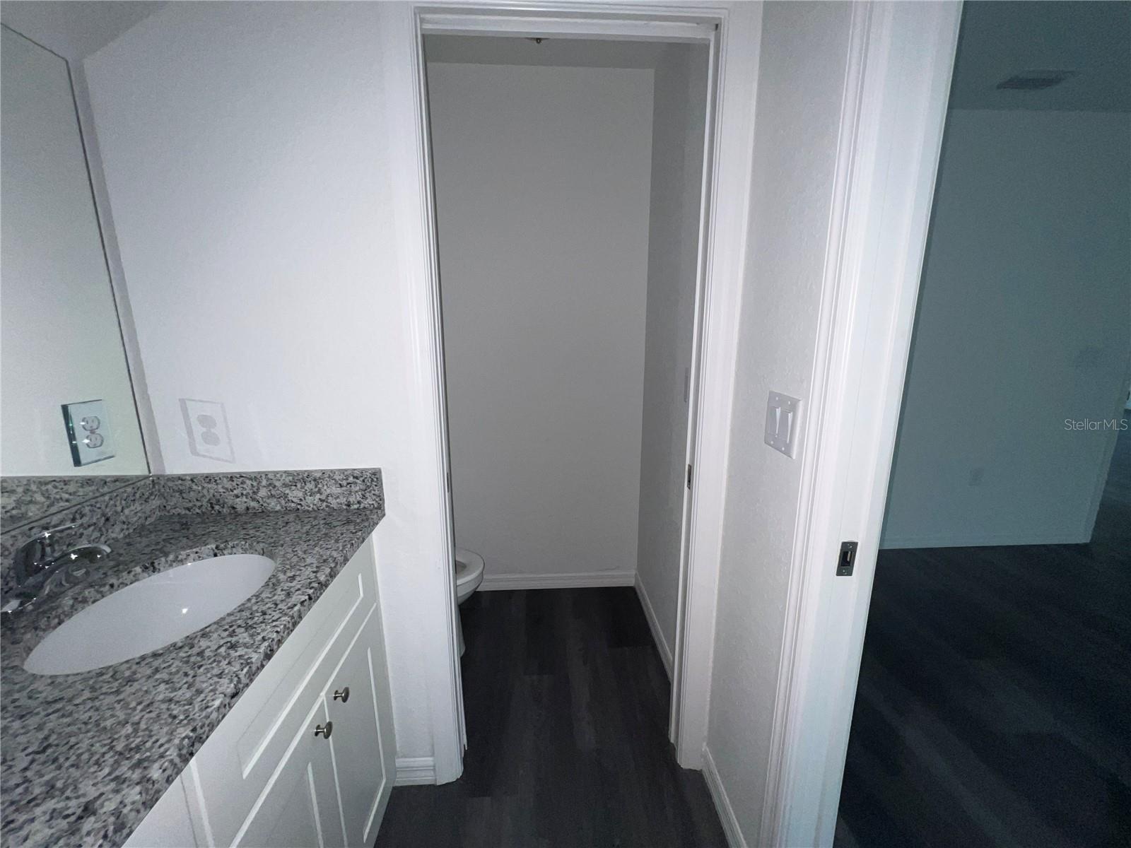 SILVER SPGS SHORES UN 31 - Residential Lease