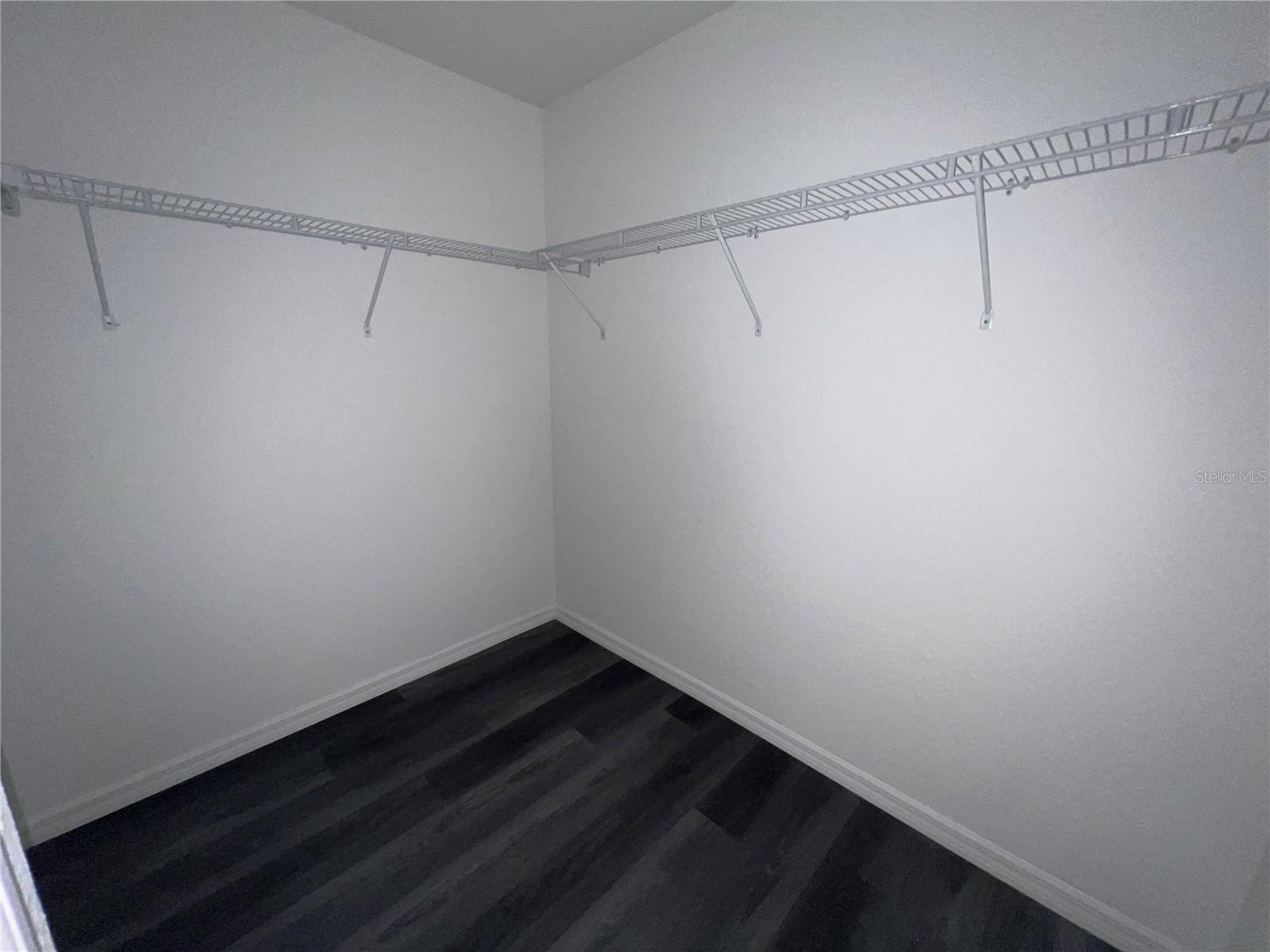 SILVER SPGS SHORES UN 31 - Residential Lease