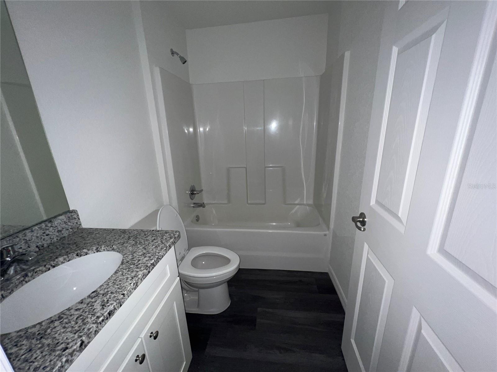 SILVER SPGS SHORES UN 31 - Residential Lease