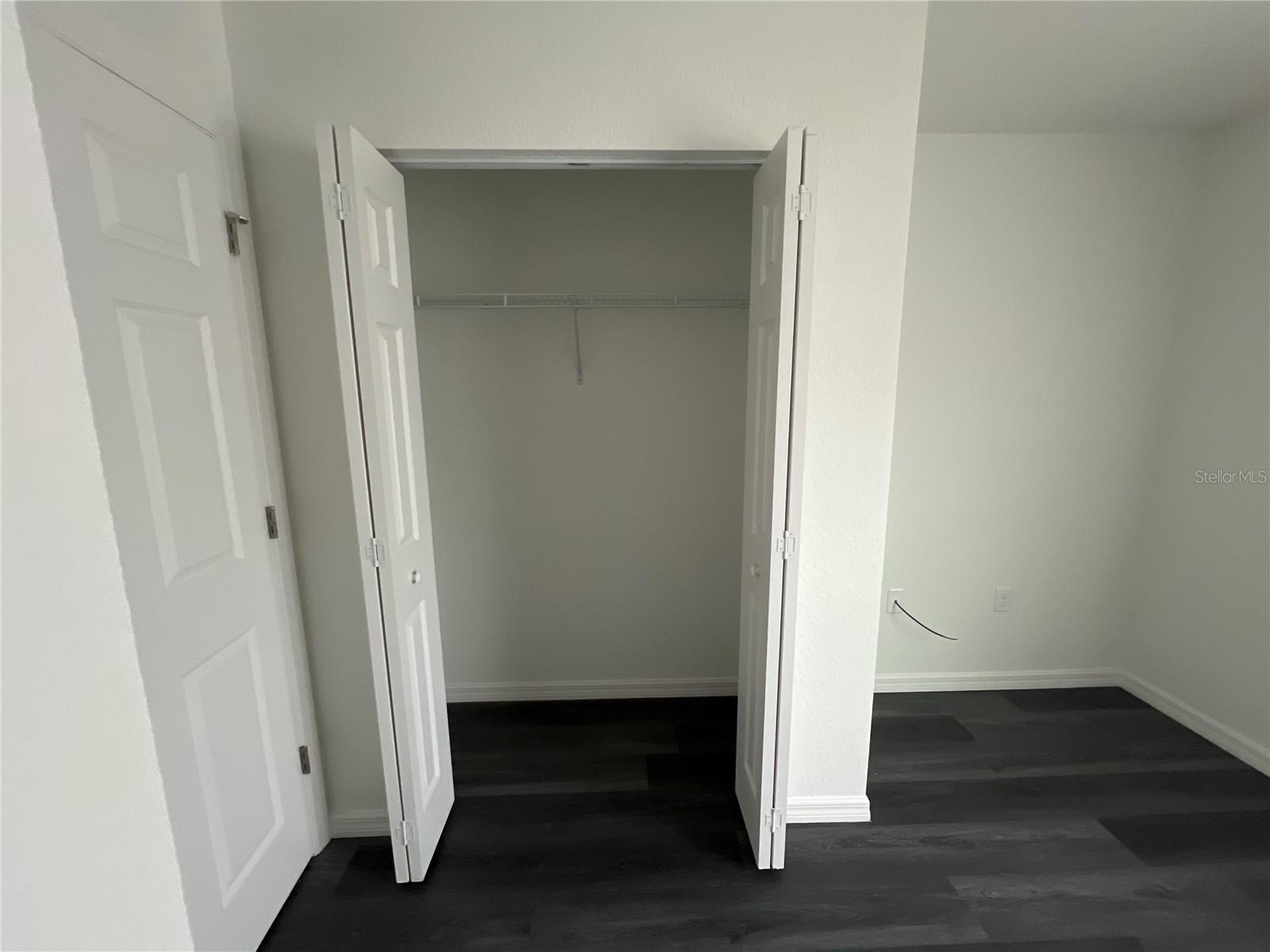 SILVER SPGS SHORES UN 31 - Residential Lease