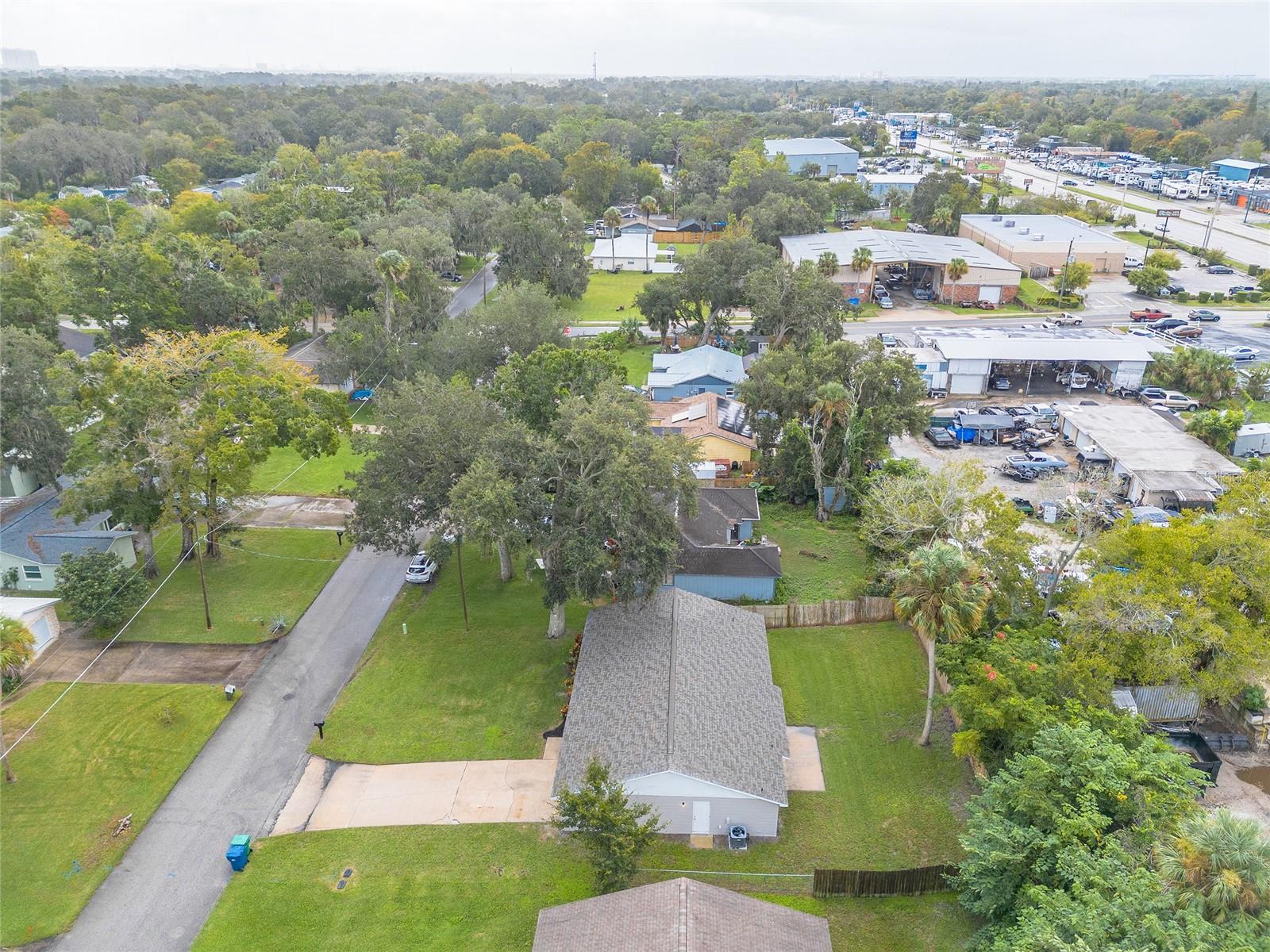 RIVIERA OAKS - Residential