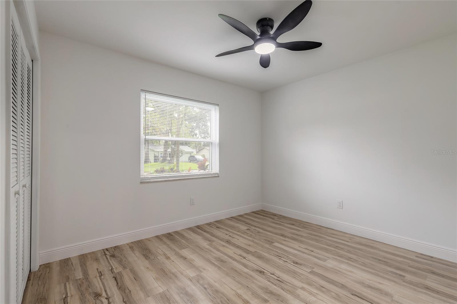 RIVIERA OAKS - Residential