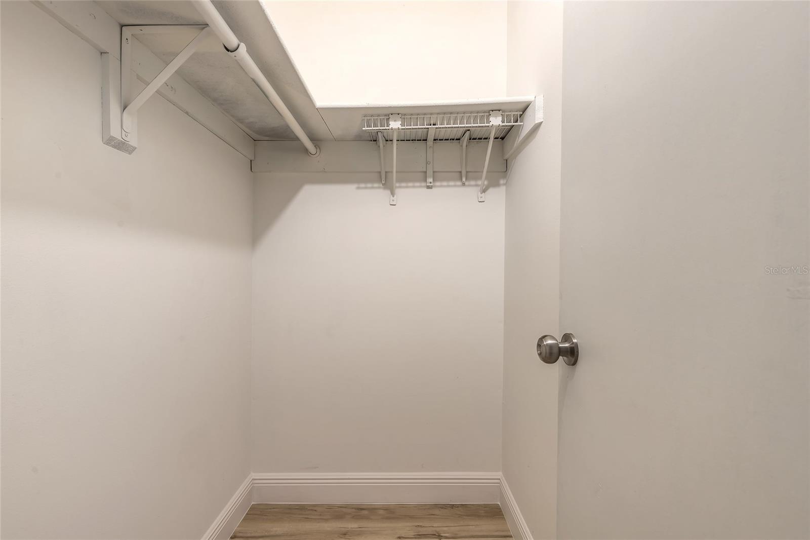 RIVIERA OAKS - Residential