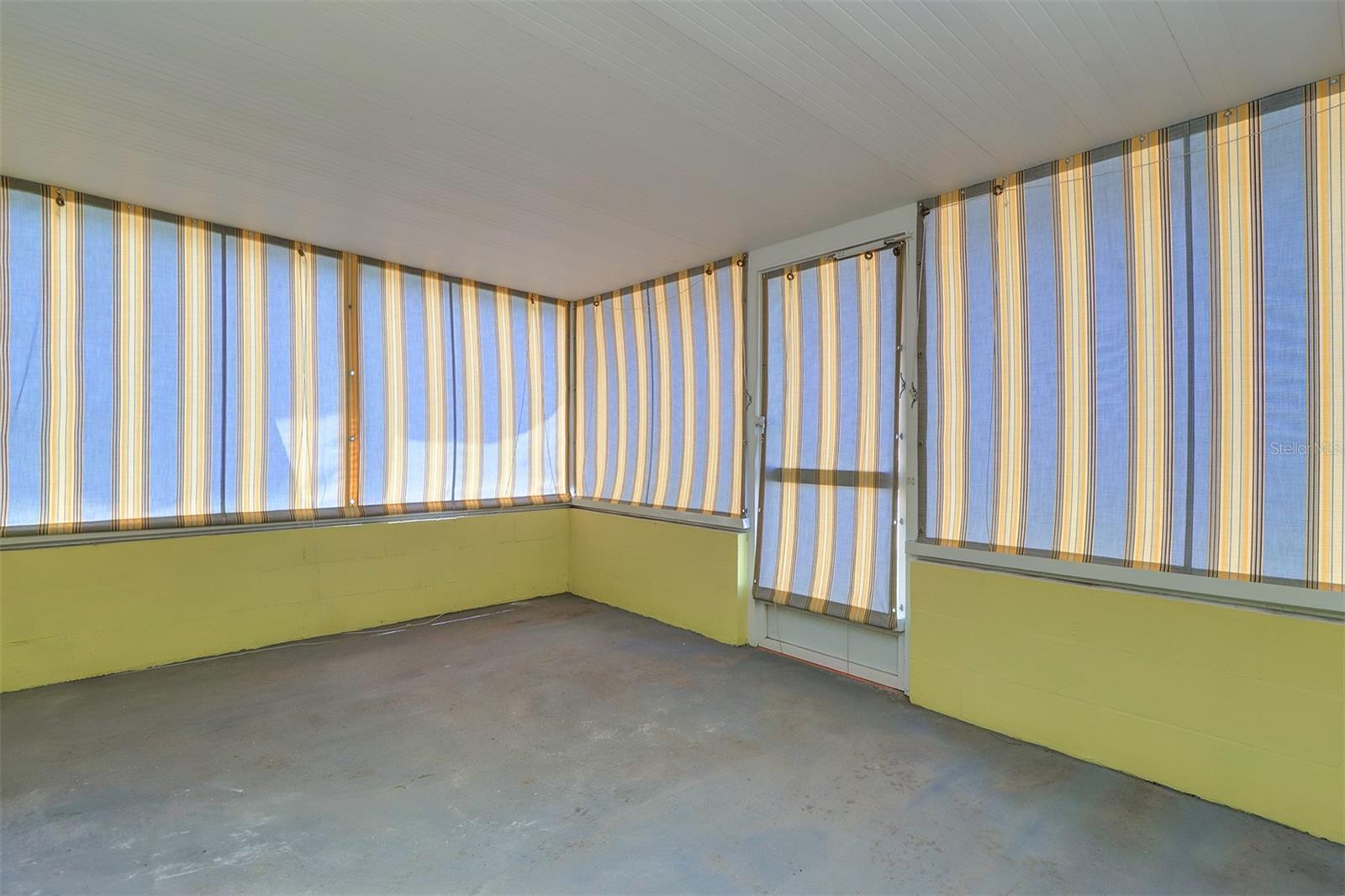 SURFSIDE SUB 4 - Residential