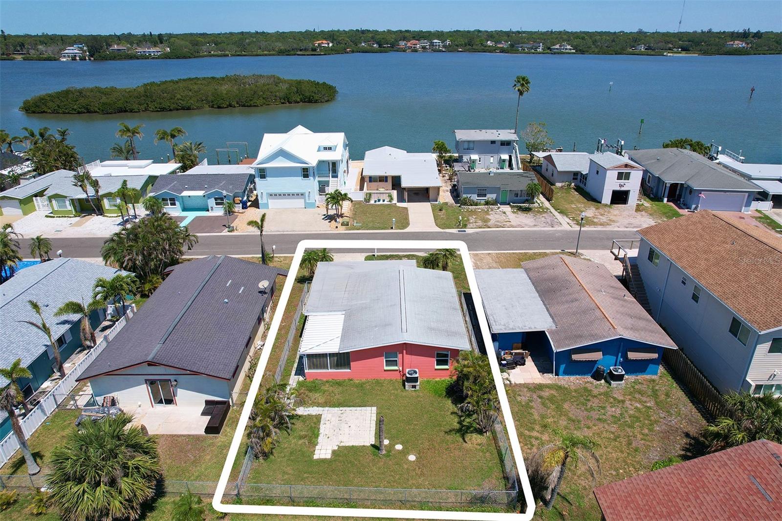 SURFSIDE SUB 4 - Residential