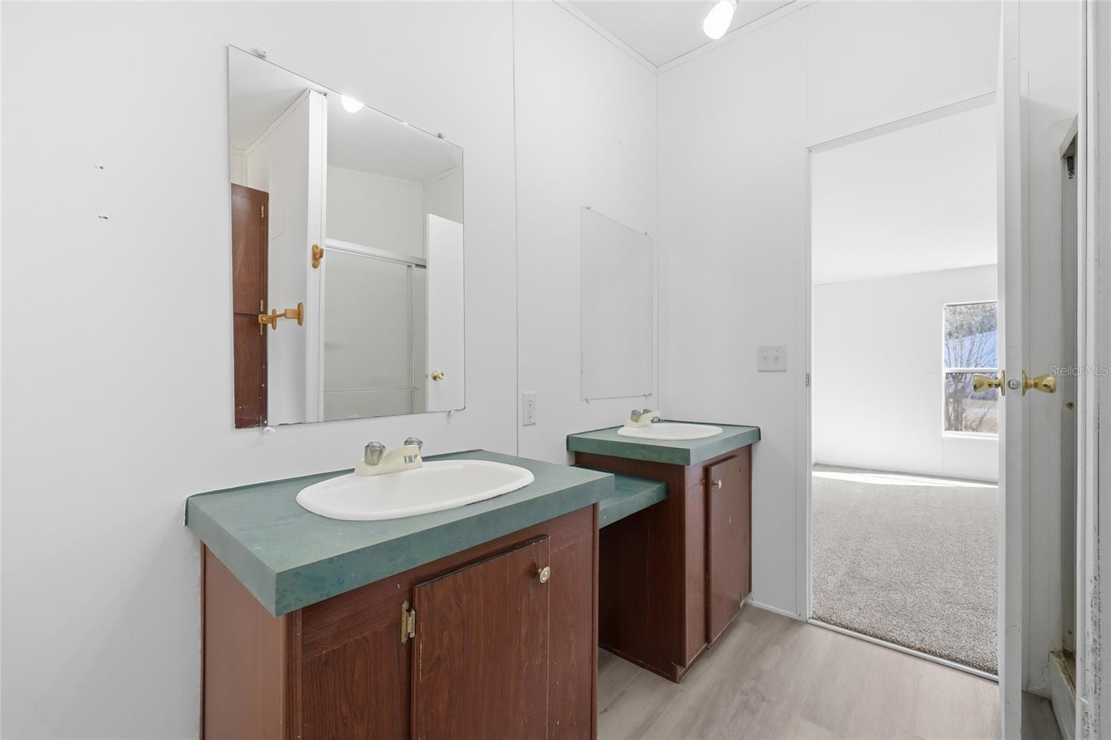 MOBILE HOME MDWS - Residential