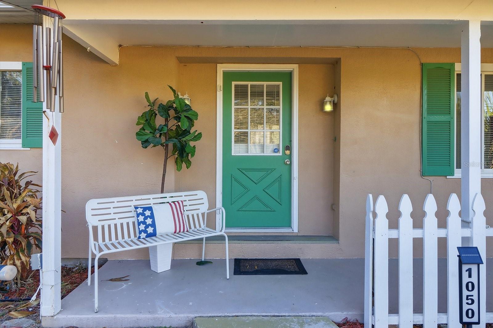 1050 N MIDIRON POINT