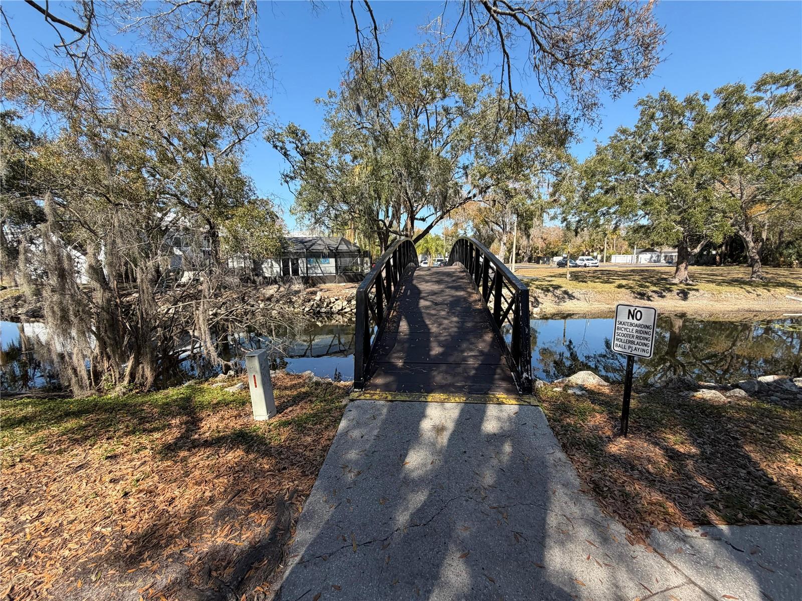 WATERSIDE CONDO I - Residential