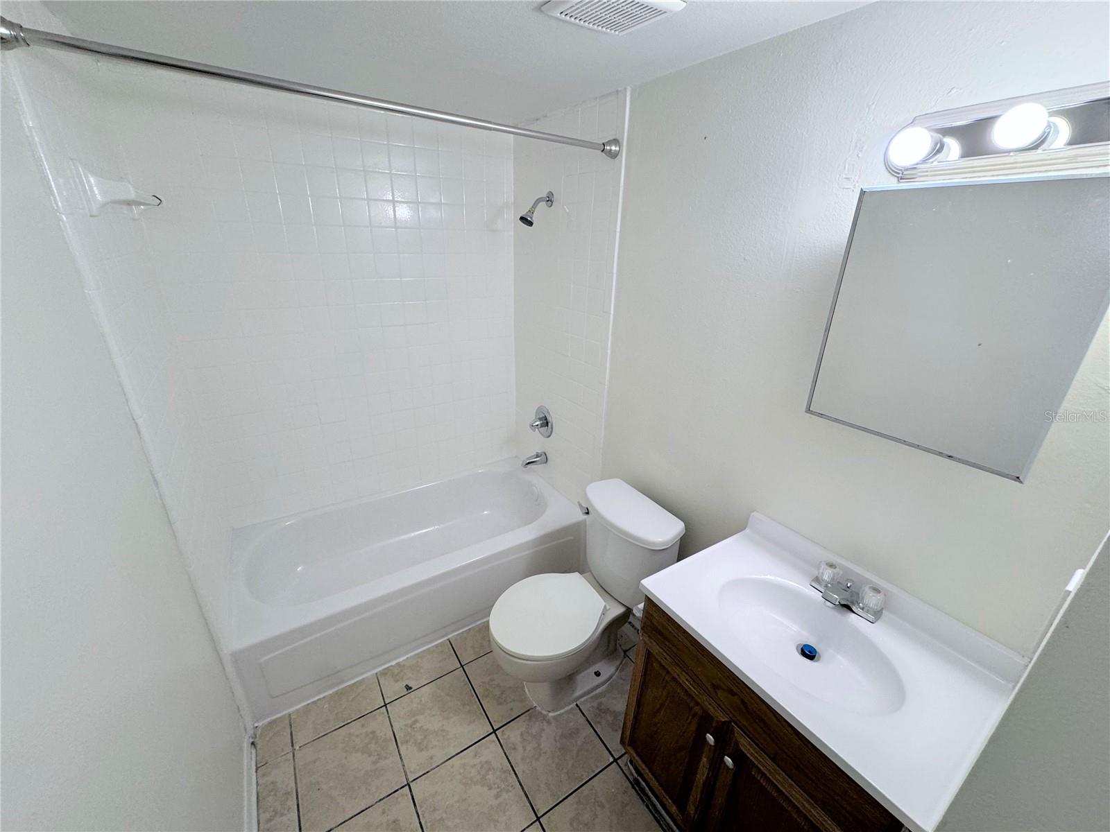WATERSIDE CONDO I - Residential
