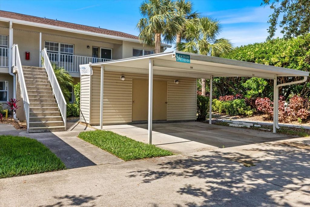 Photo of 841 Waterside Drive #206, Venice, FL 34285 (MLS # N6142334)