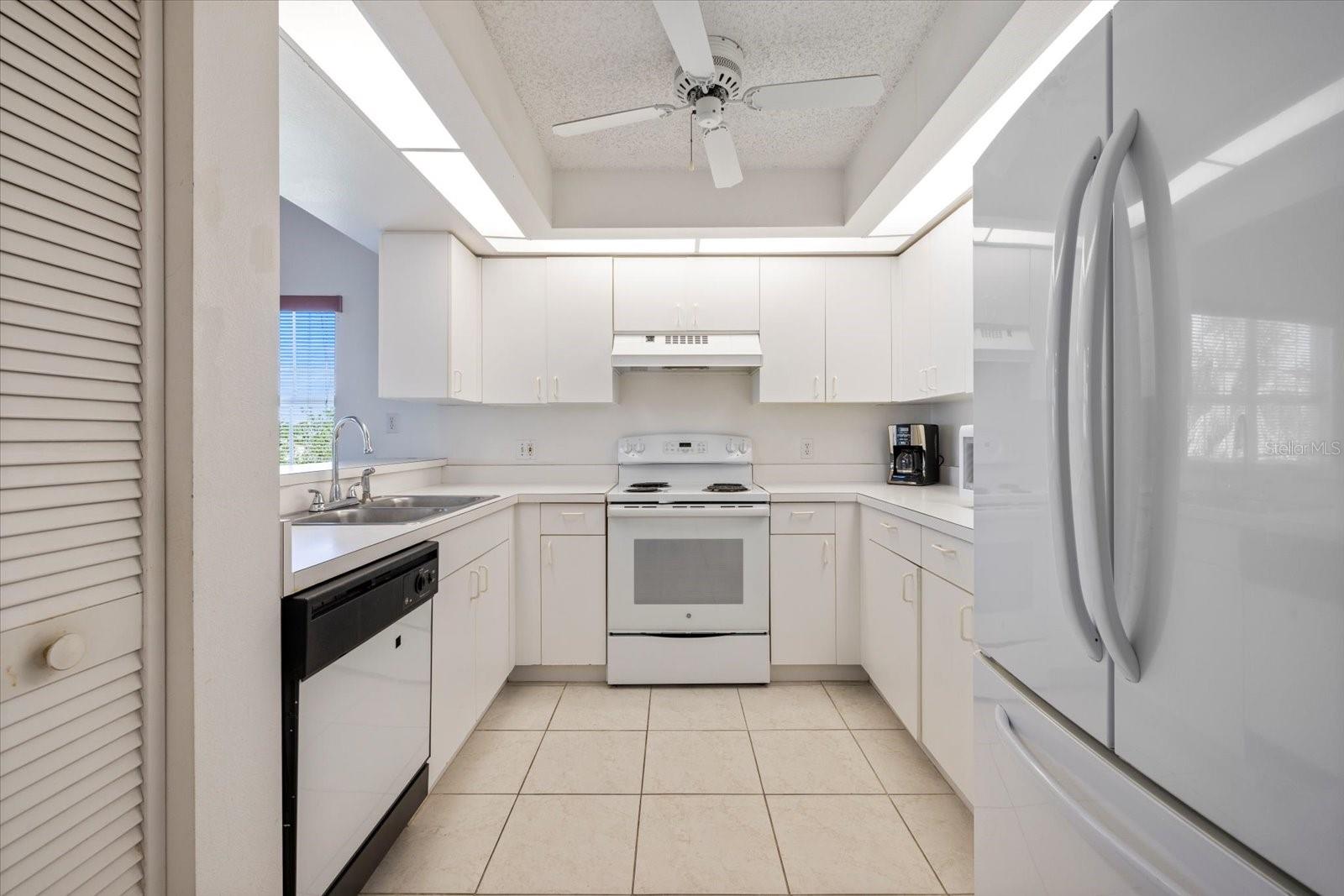 WATERSIDE 03 AT BIRD BAY VILLAGE - Residential