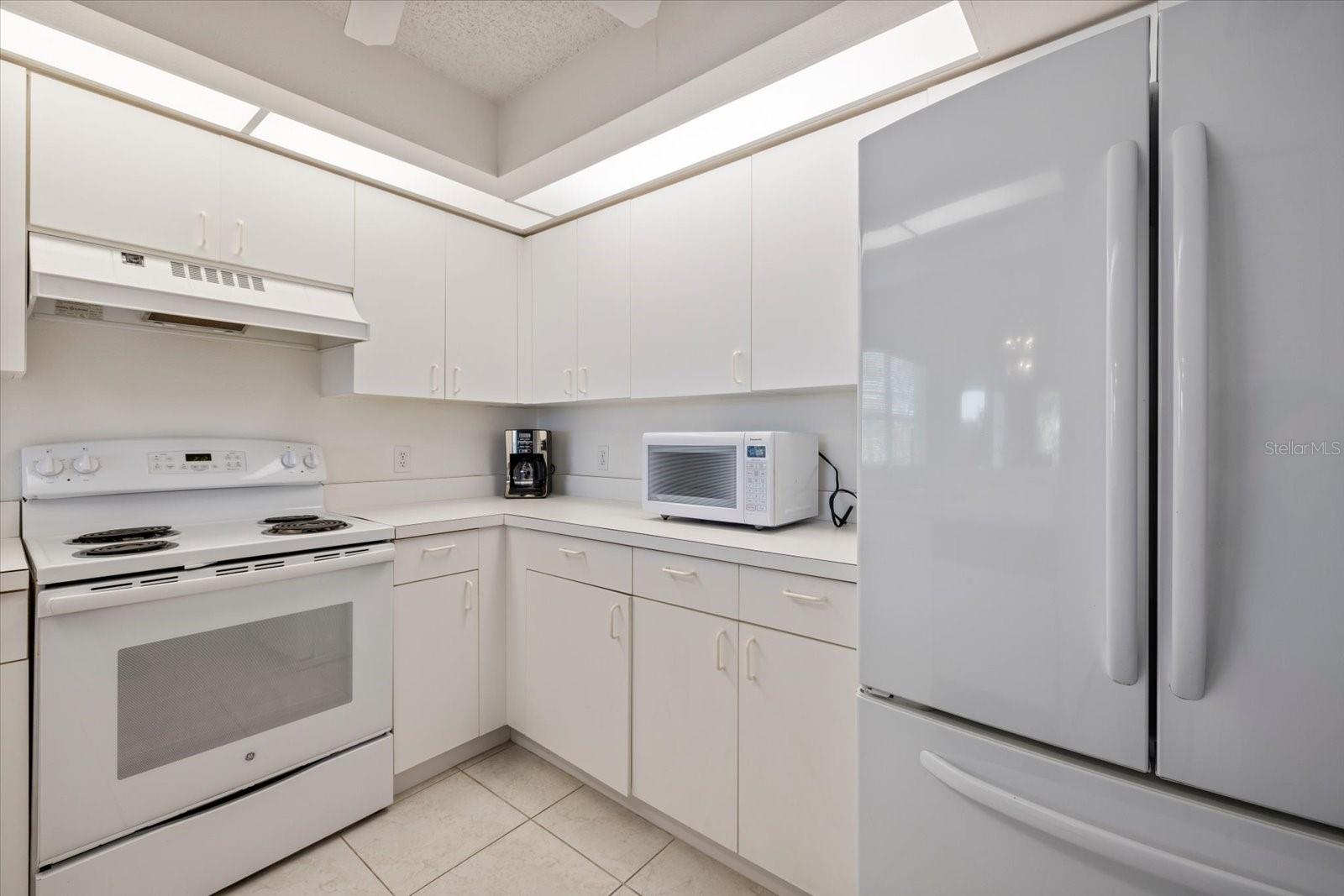 WATERSIDE 03 AT BIRD BAY VILLAGE - Residential