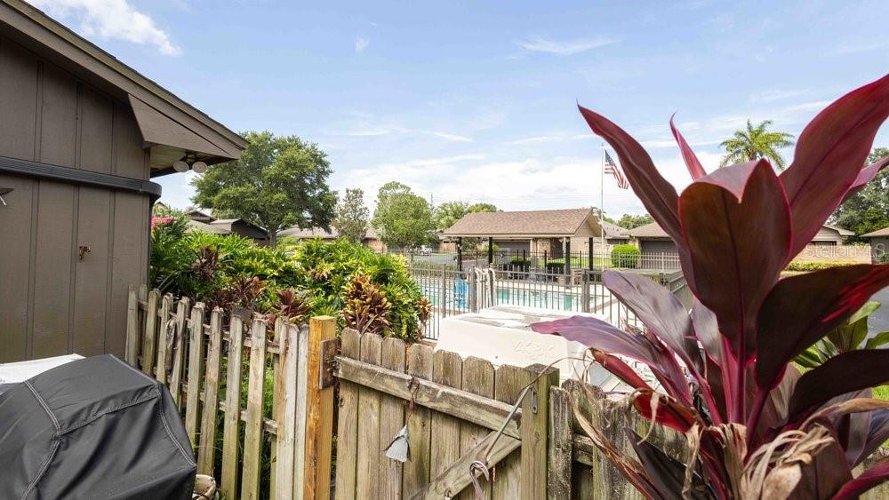 COUNTRY PLACE THE - Residential