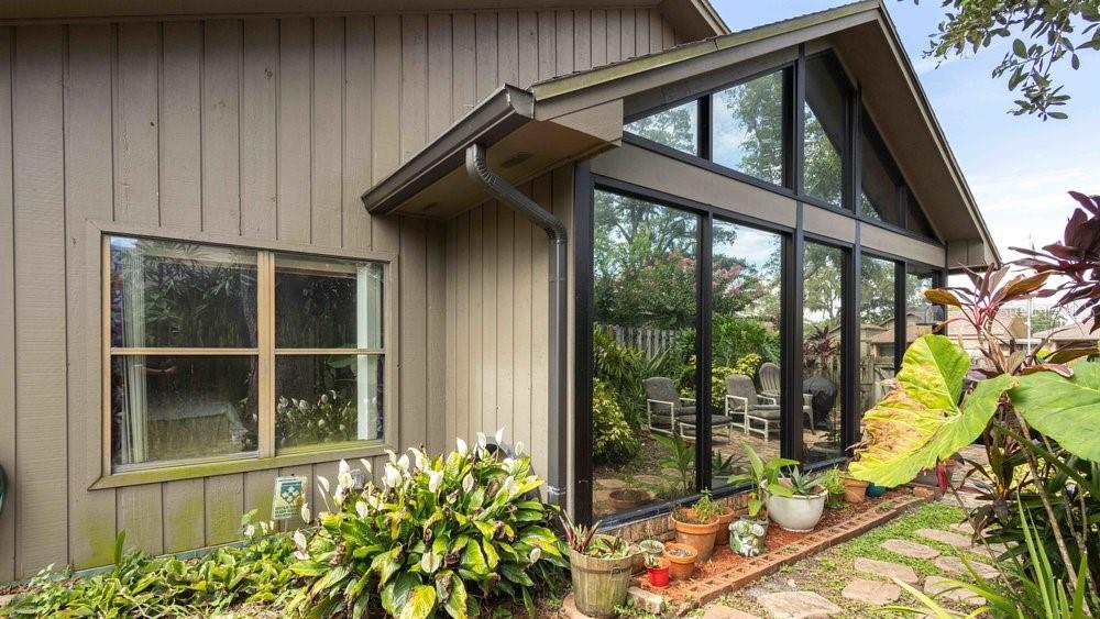 COUNTRY PLACE THE - Residential