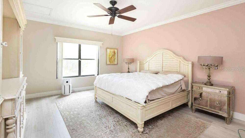 COUNTRY PLACE THE - Residential