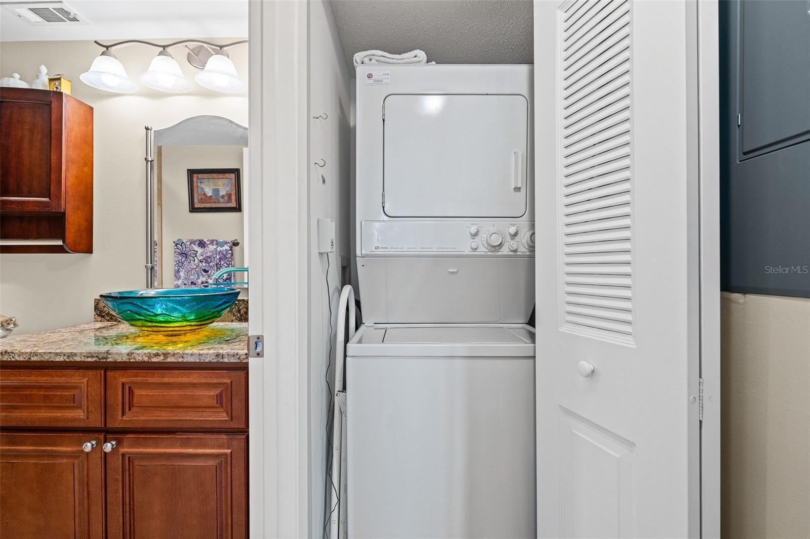 WOODPARK AT DESOTO SQUARE PH III - Residential