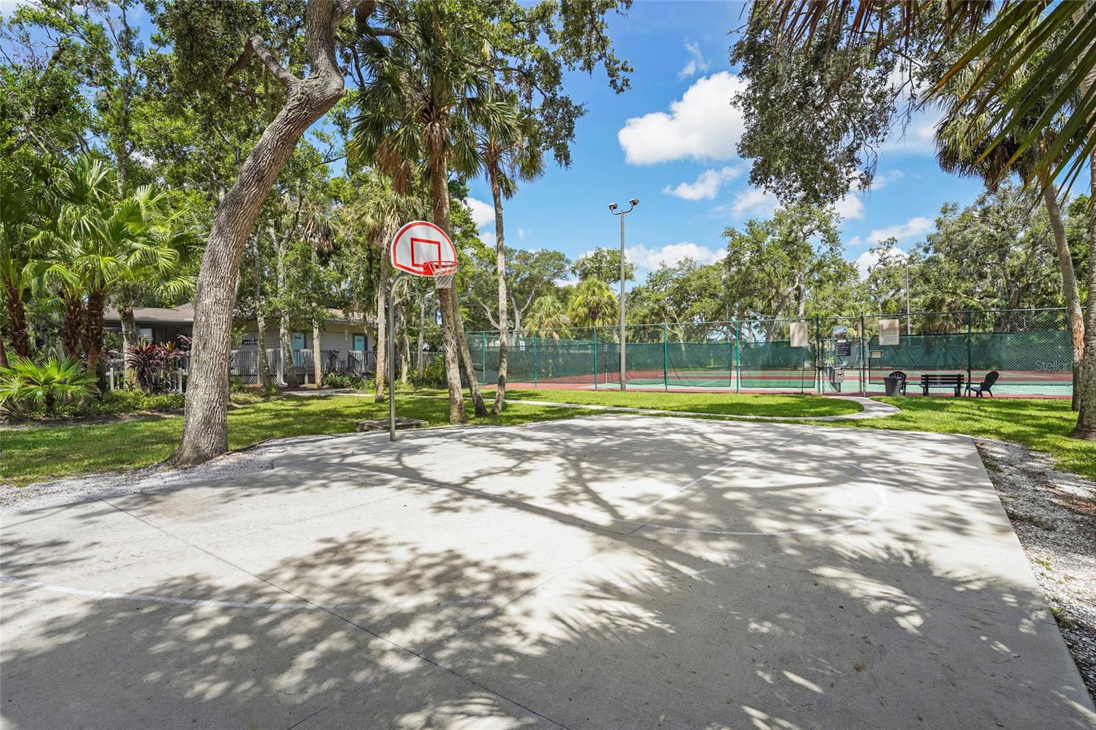LAKES ESTATES 3 OF SARASOTA - Residential