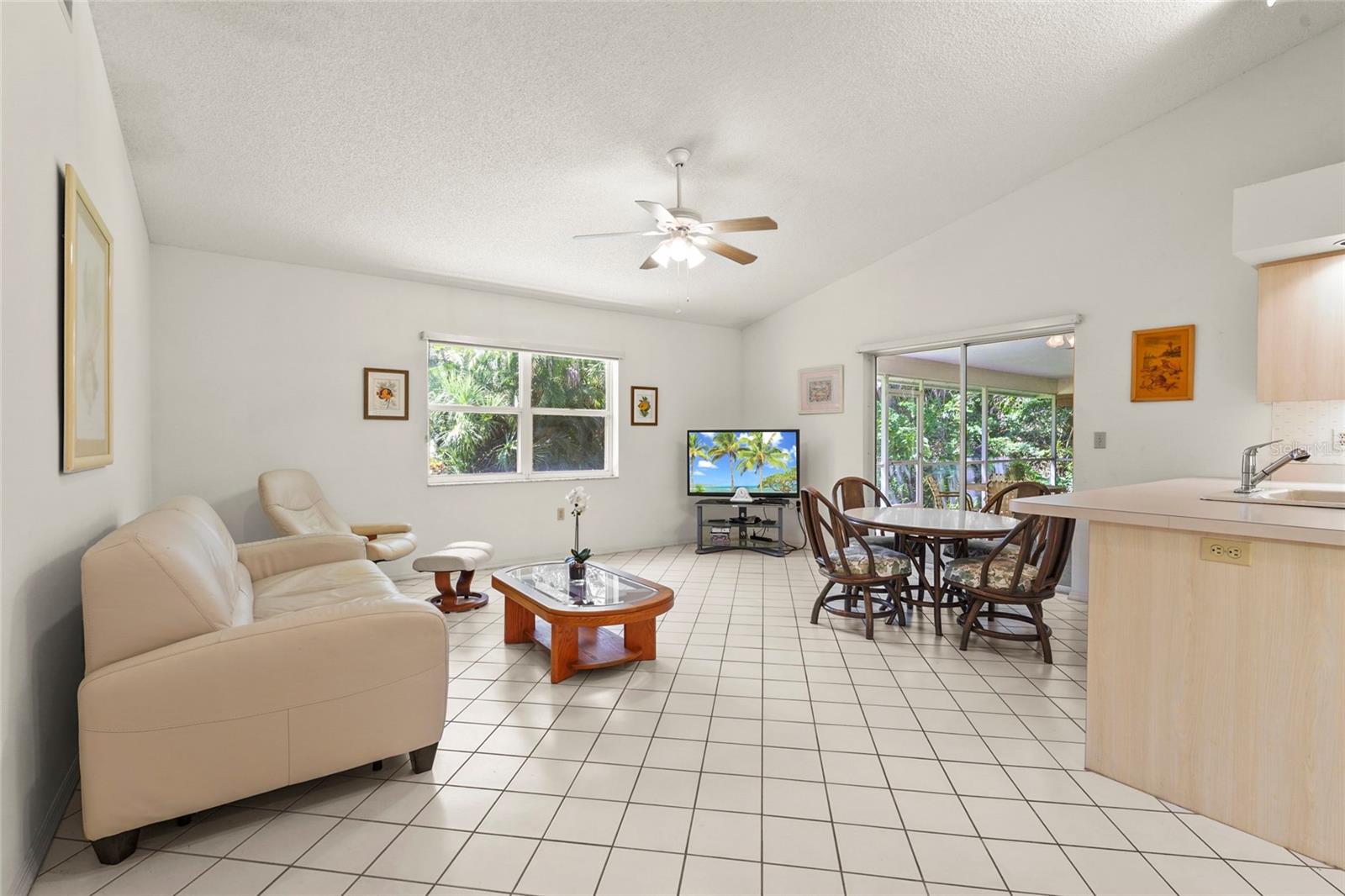 LAKES ESTATES 3 OF SARASOTA - Residential