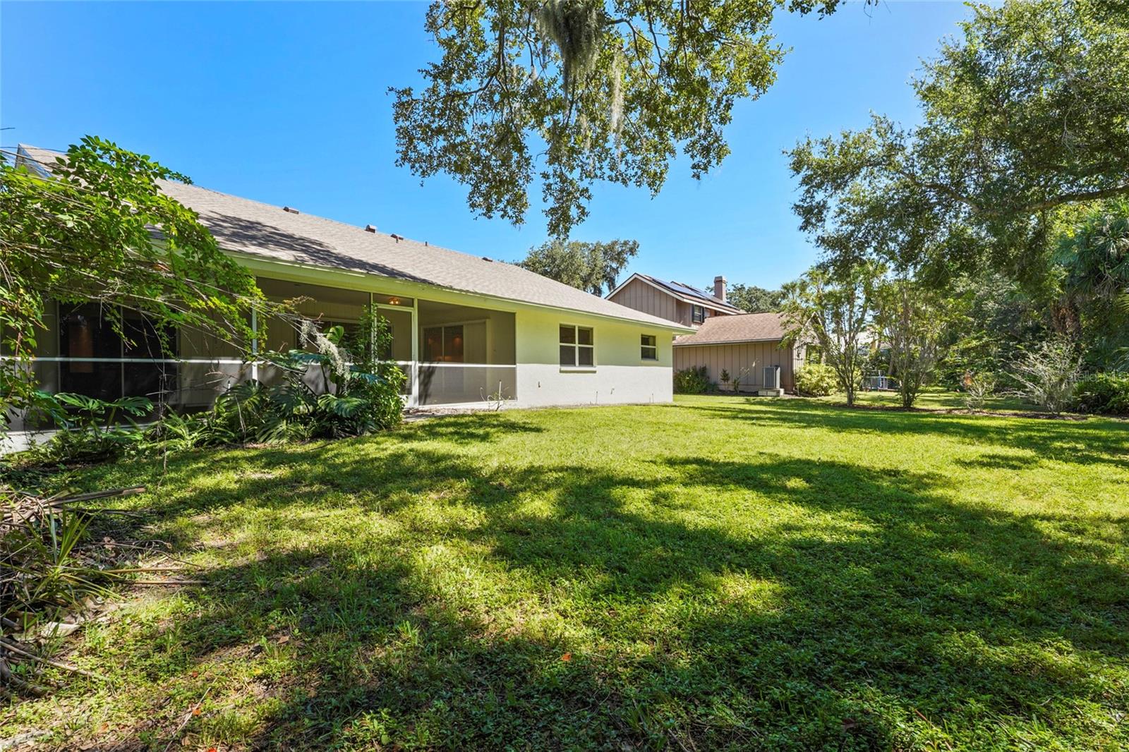 LAKES ESTATES 3 OF SARASOTA - Residential