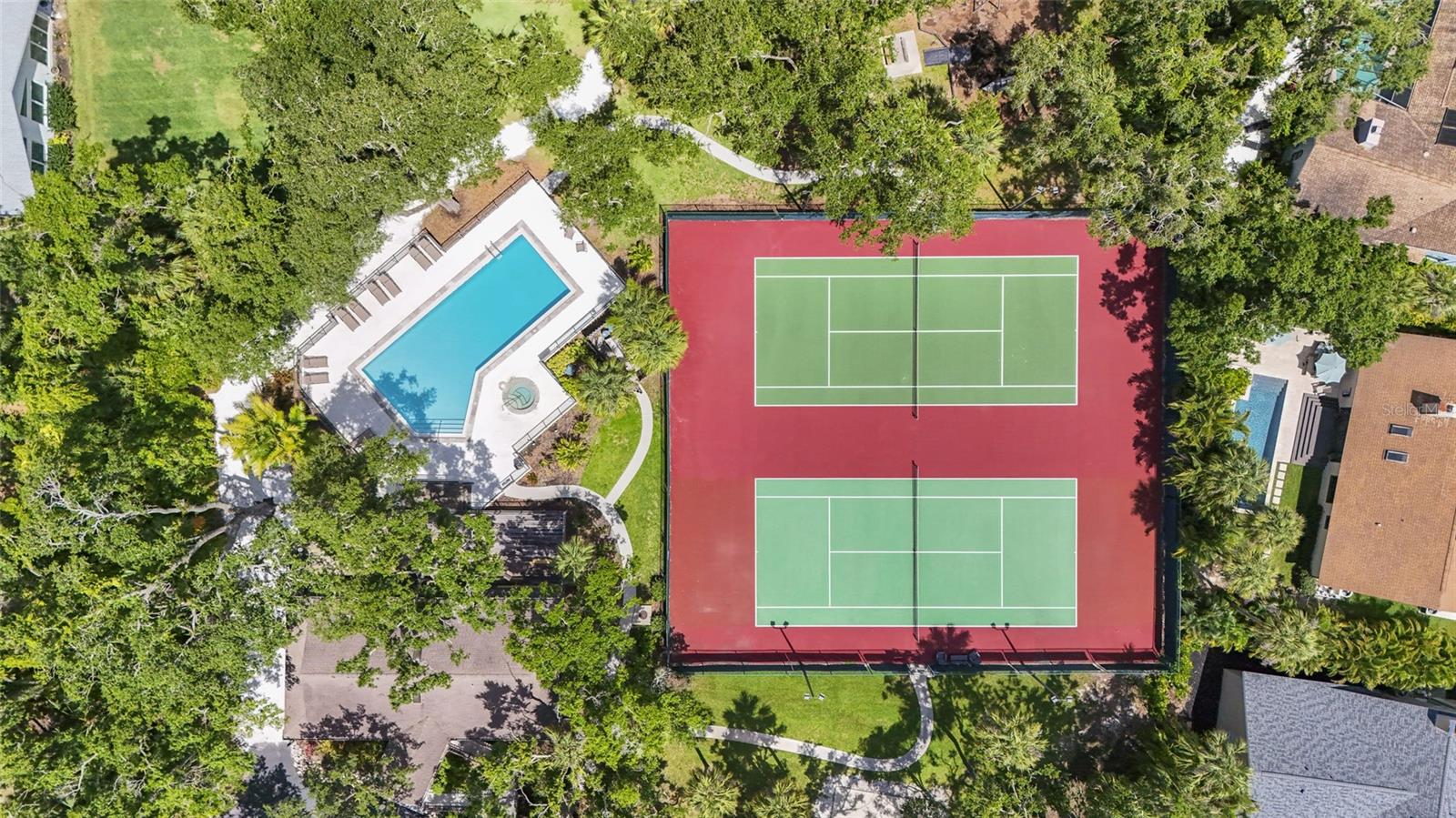 LAKES ESTATES 3 OF SARASOTA - Residential