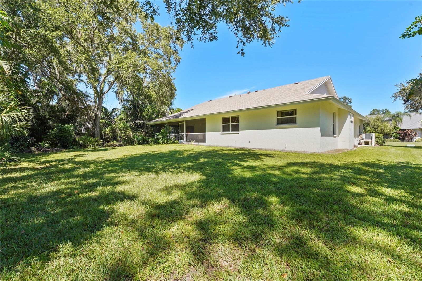LAKES ESTATES 3 OF SARASOTA - Residential