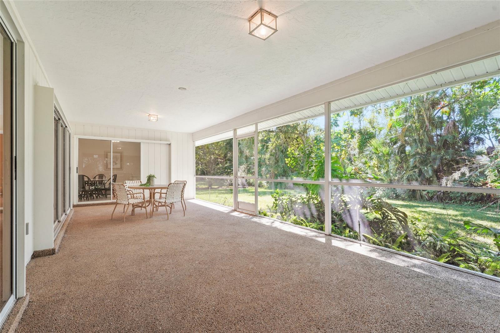 LAKES ESTATES 3 OF SARASOTA - Residential