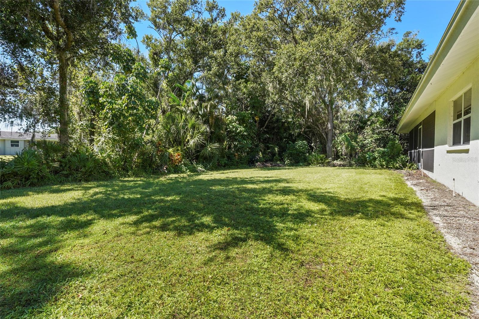 LAKES ESTATES 3 OF SARASOTA - Residential