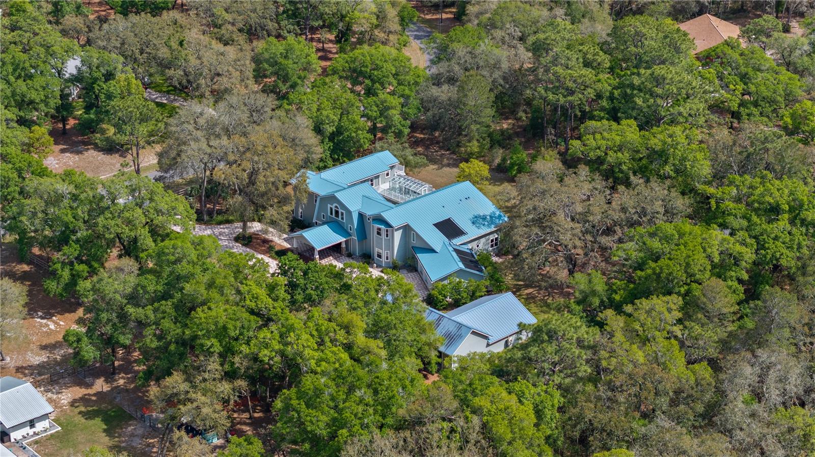 2240 W DALE CIRCLE