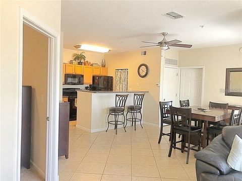 Condominium in SEMINOLE FL 10764 70TH AVENUE 3.jpg