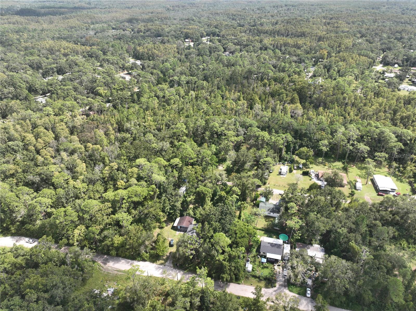 MOON LAKE ESTATES - Land