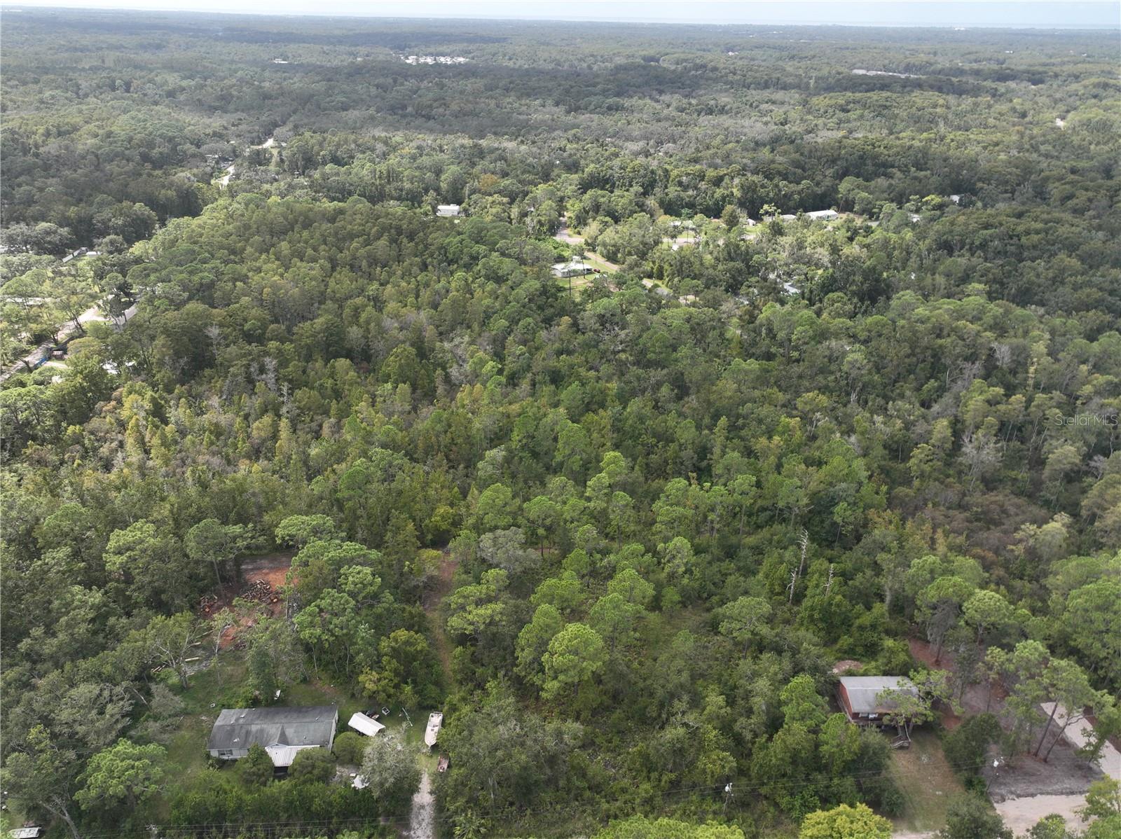 MOON LAKE ESTATES - Land