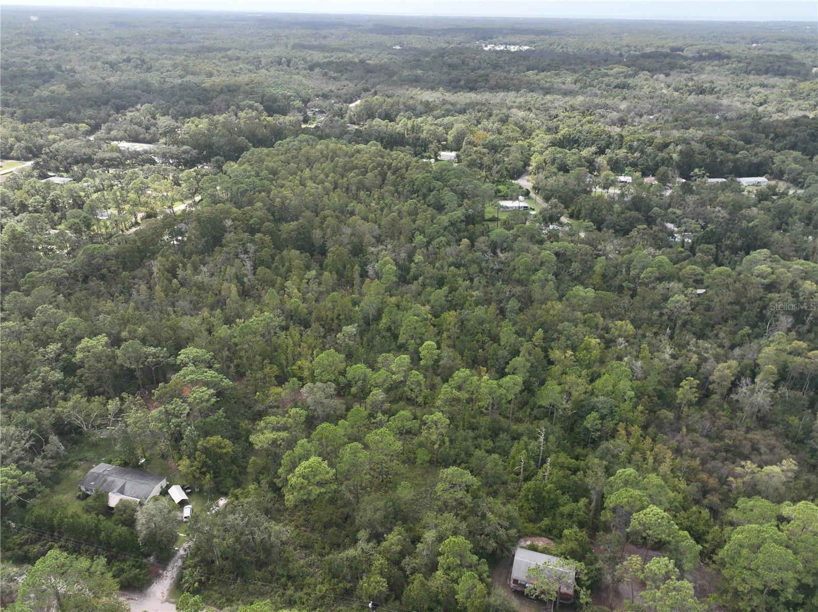 MOON LAKE ESTATES - Land