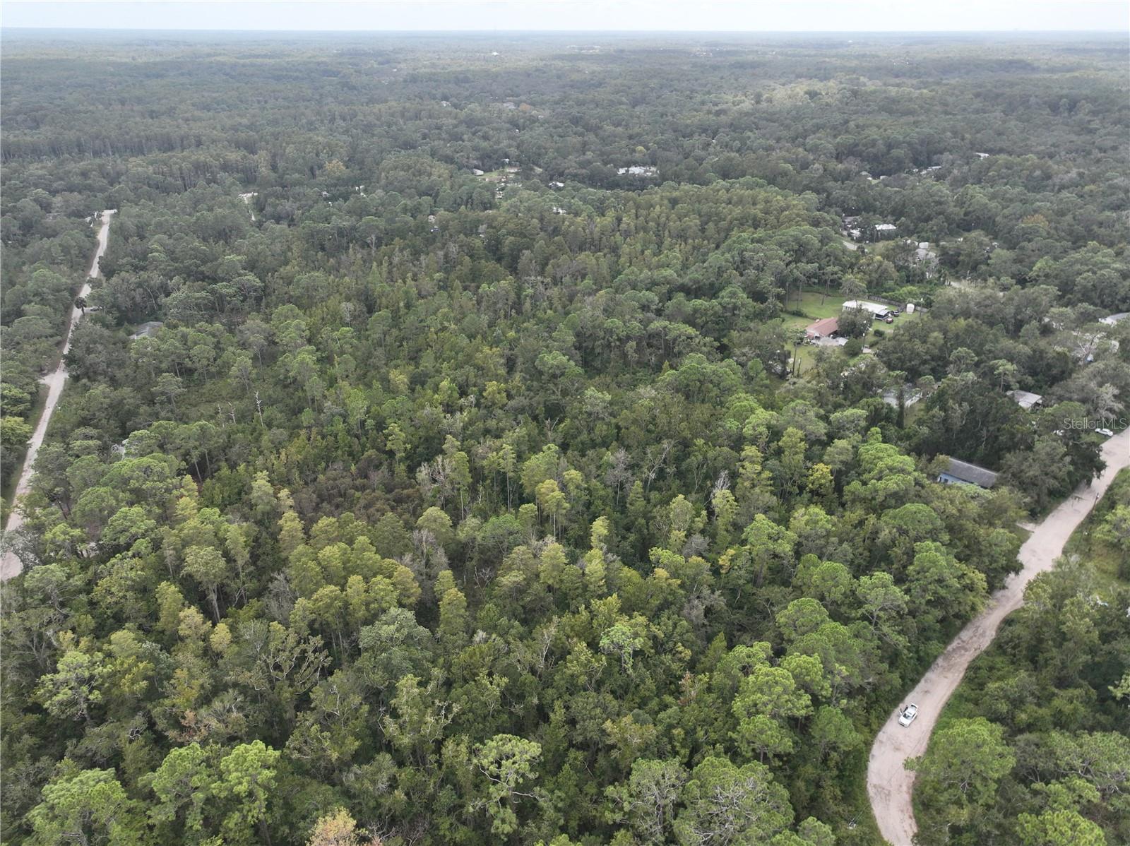 MOON LAKE ESTATES - Land