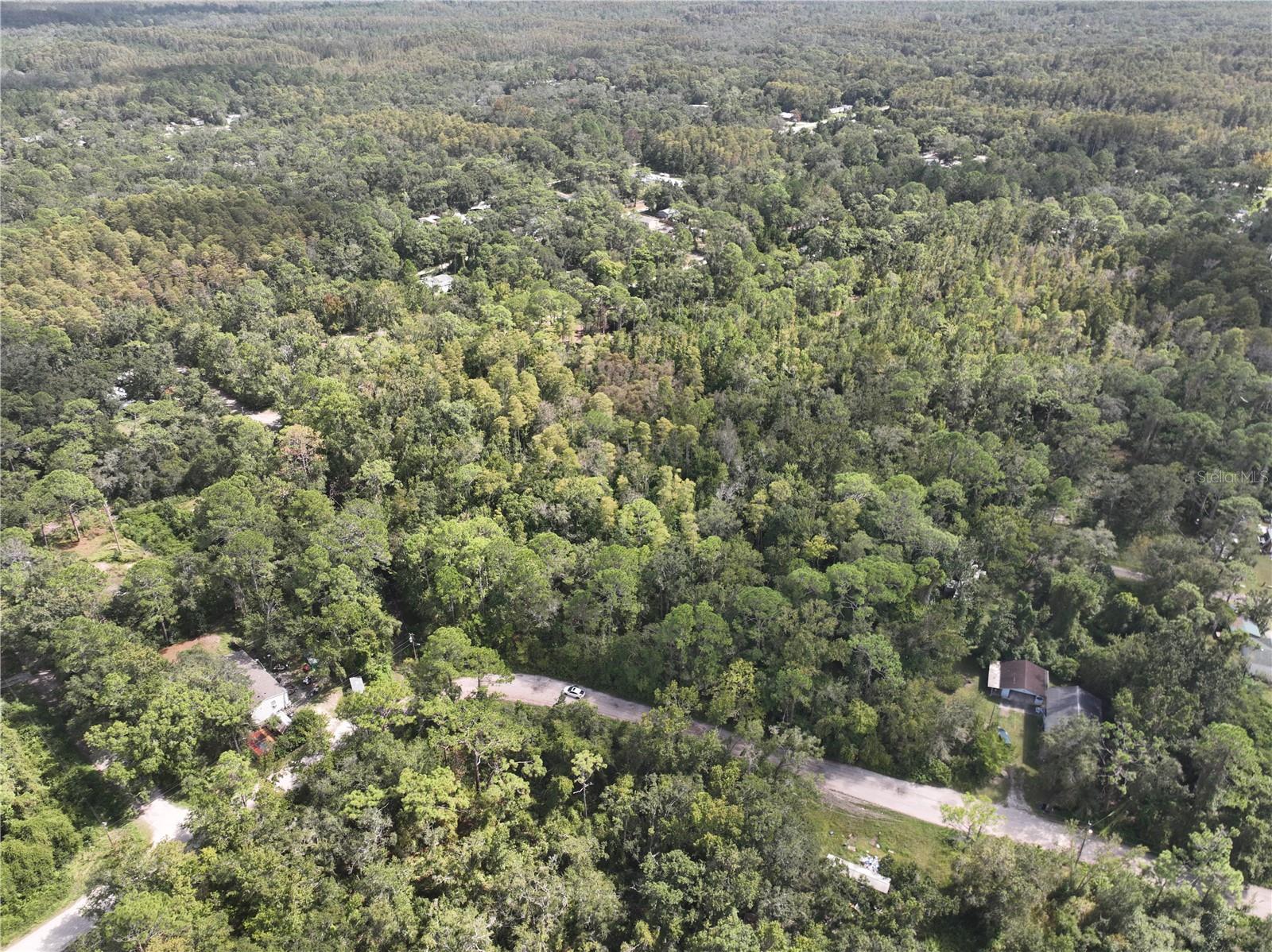 MOON LAKE ESTATES - Land