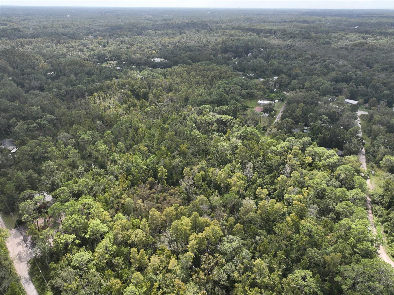 MOON LAKE ESTATES - Land