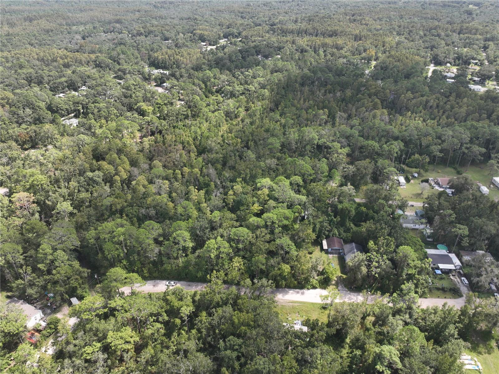 MOON LAKE ESTATES - Land