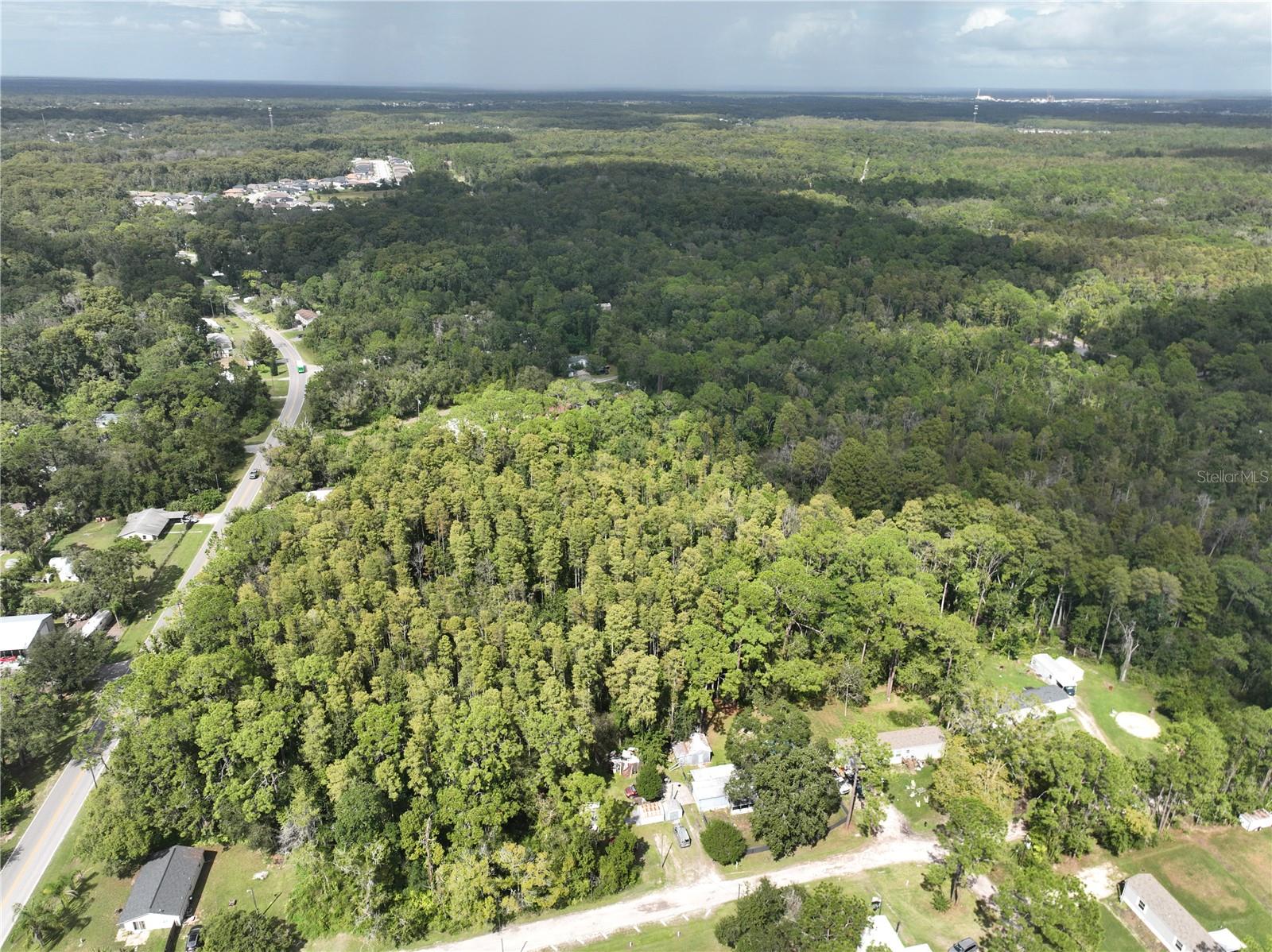 MOON LAKE ESTATES - Land