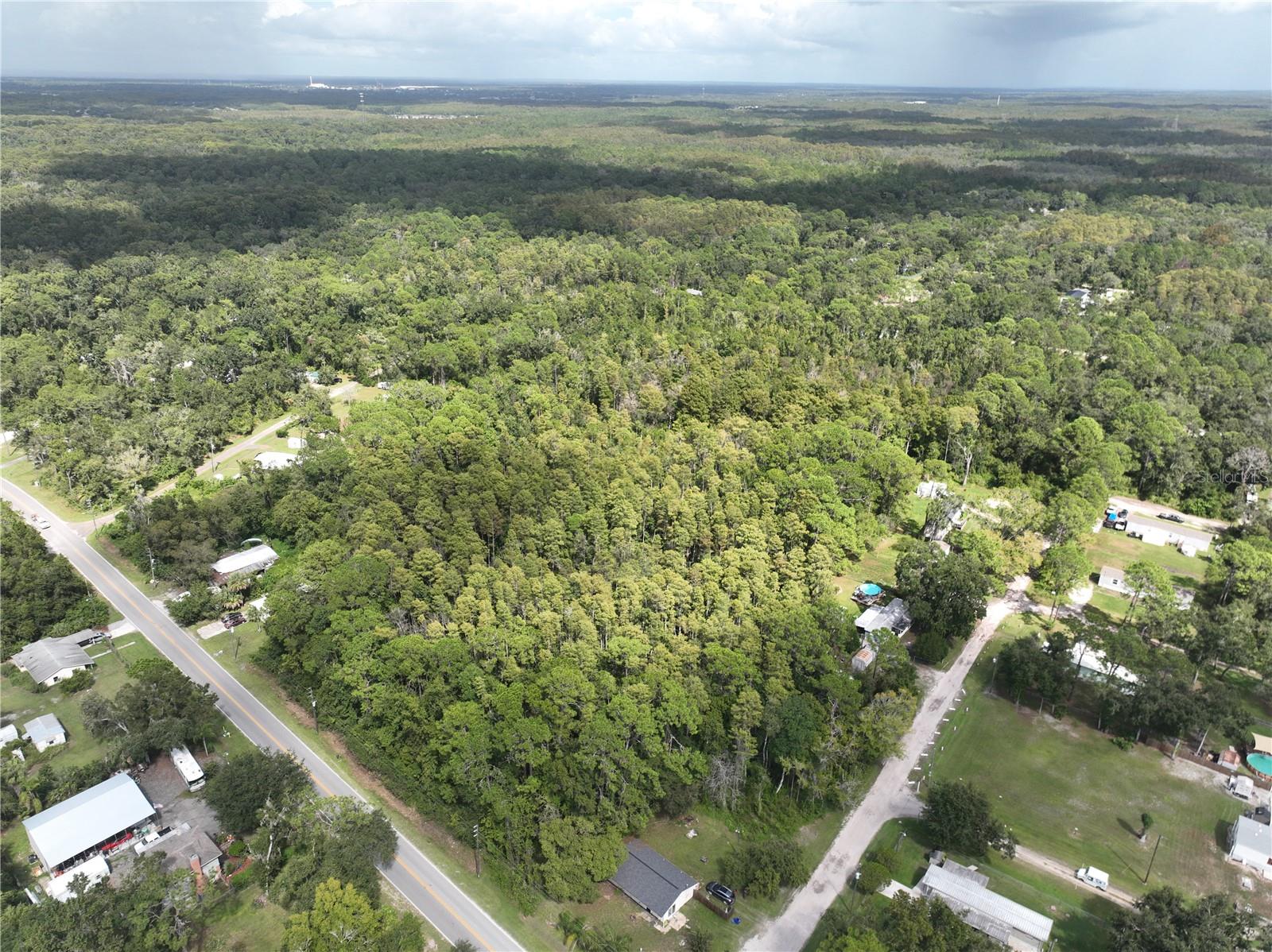 MOON LAKE ESTATES - Land