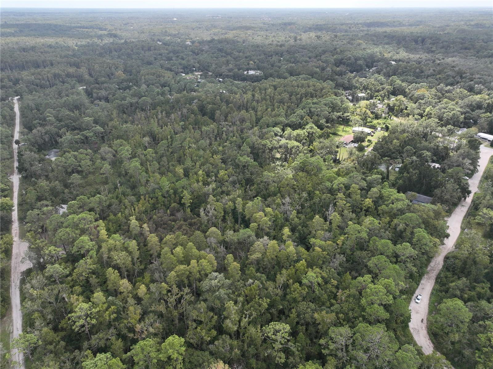 MOON LAKE ESTATES - Land